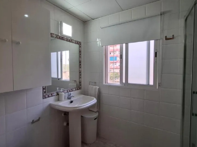 Imagen 18 Inmueble 302898 - Casa Adosada en venta en Huércal-overa / En zona residencial, cerca de todos los servicios.
