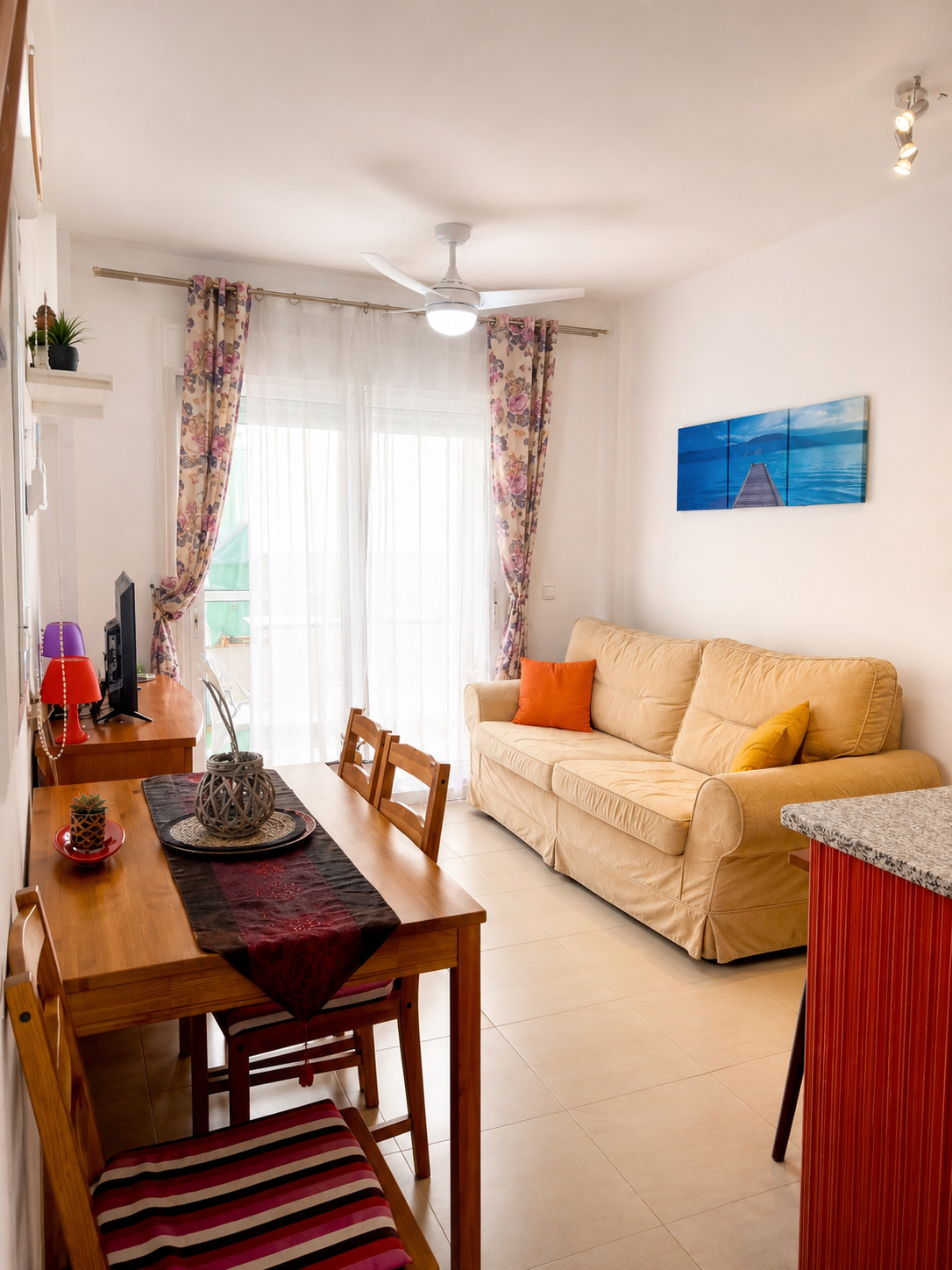 Imagen 4 Apartamento en venta en Vera / En residencial Laguna Beach, al lado de la playa.