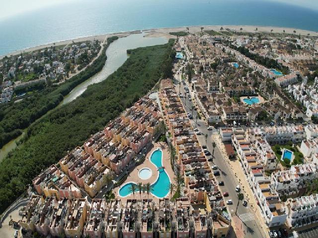 Imagen 10 Inmueble 303100 - Apartamento en venta en Vera / En residencial Laguna Beach, al lado de la playa.
