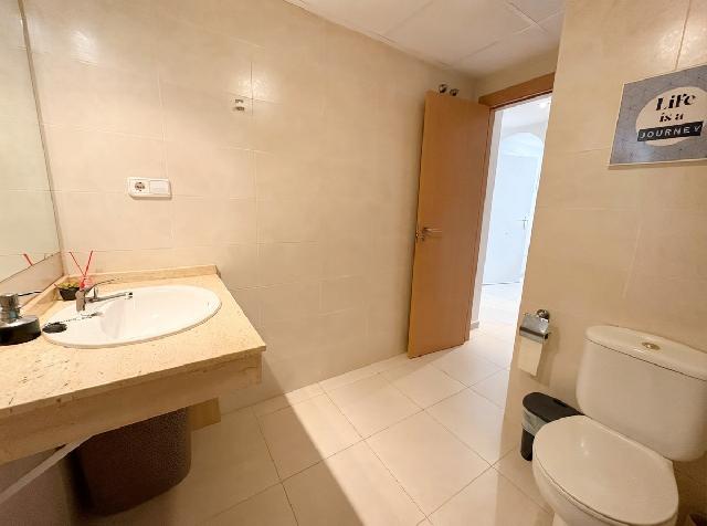 Imagen 7 Inmueble 303100 - Apartamento en venta en Vera / En residencial Laguna Beach, al lado de la playa.