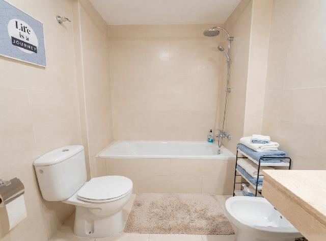 Imagen 8 Inmueble 303100 - Apartamento en venta en Vera / En residencial Laguna Beach, al lado de la playa.