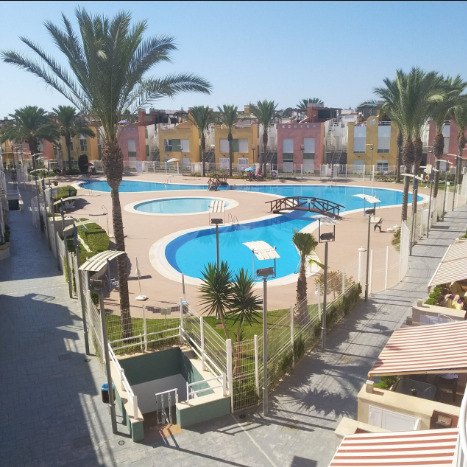 Imagen 11 Inmueble 303100 - Apartamento en venta en Vera / En residencial Laguna Beach, al lado de la playa.
