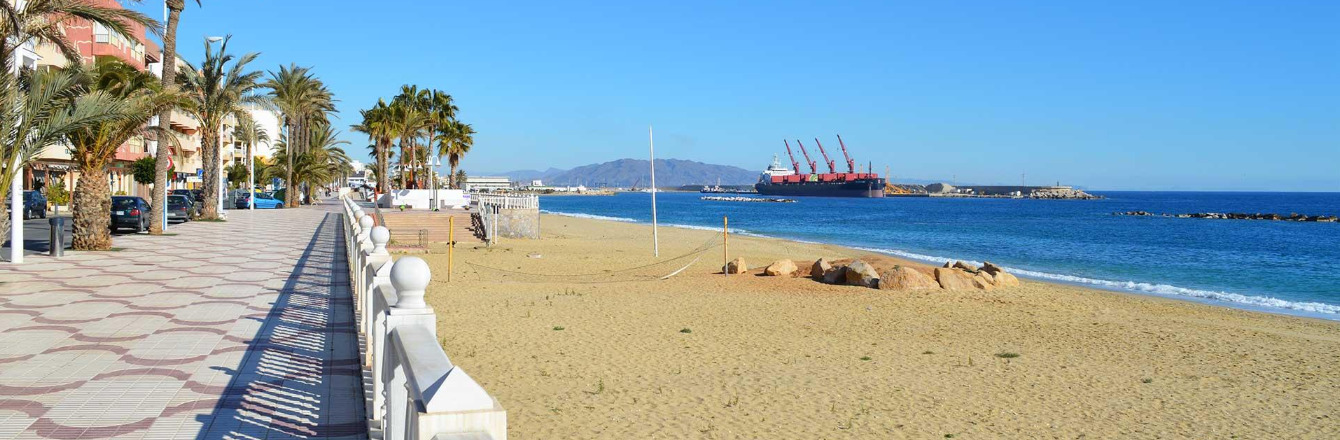 Imagen 25 Apto. Playa en venta en Garrucha / Paseo del Malecón, en frente de la playa.
