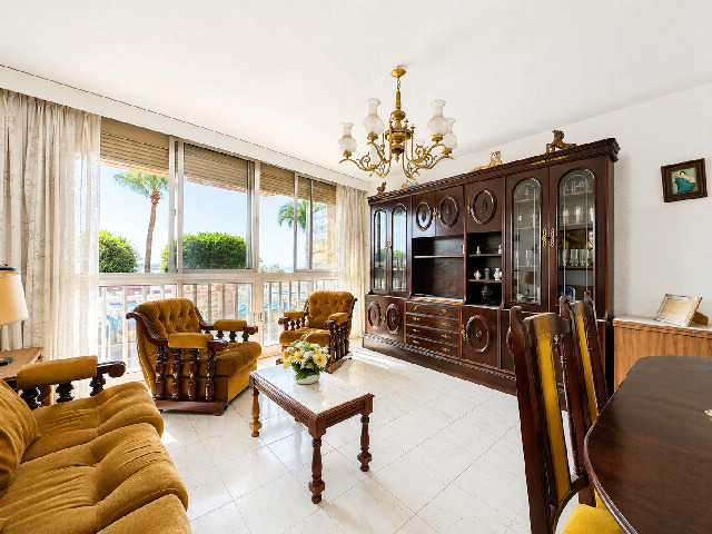 Imagen 2 Inmueble 304863 - Apto. Playa en venta en Garrucha / Paseo del Malecón, en frente de la playa.