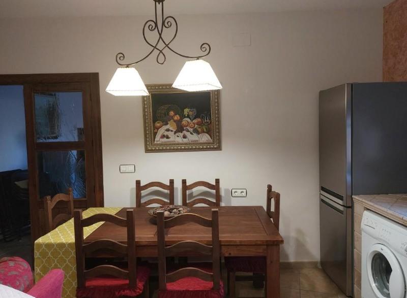 Imagen 5 Casa Rústica en venta en Guadix / Cerca de los supermercados y bien conectado.