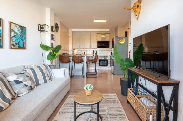 Imagen 2 Inmueble 305313 - Apartamento en venta en Garrucha / A menos de 10 minutos de todos los comercios.