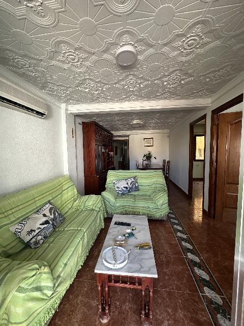 Imagen 2 Inmueble 305402 - Apartamento en venta en Albox / En la Plaza céntrica, rodeado de servicios.
