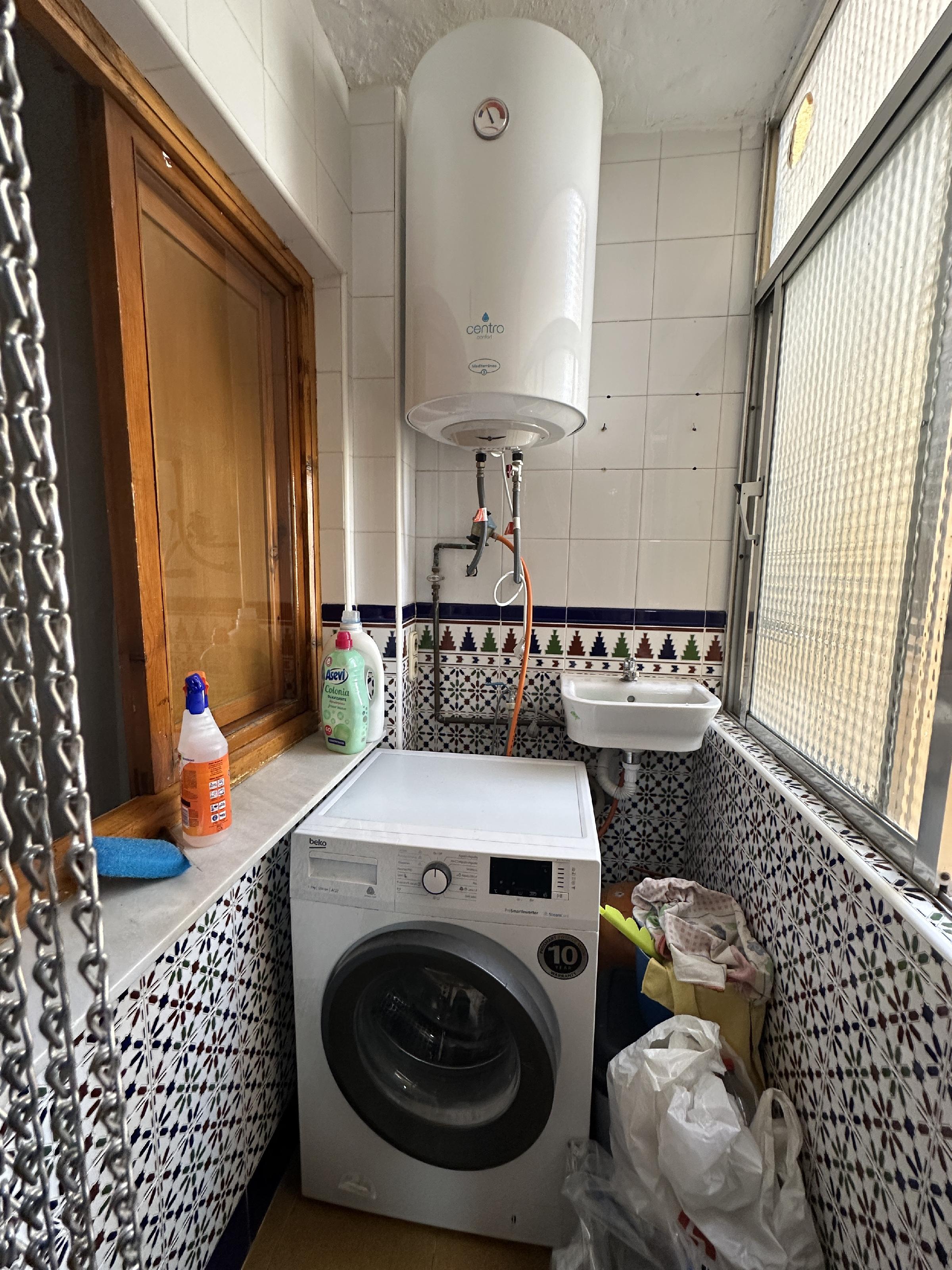 Imagen 9 Apartamento en venta en Albox / En la Plaza céntrica, rodeado de servicios.