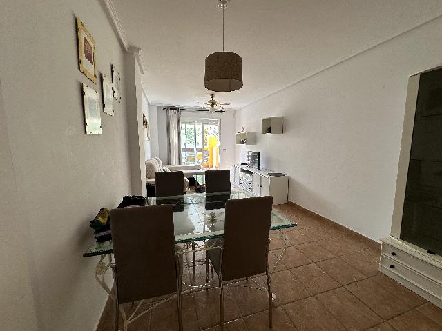 Imagen 7 Inmueble 305428 - Apartamento en venta en Vera / En la urbanización rodeada de jardines y piscina.