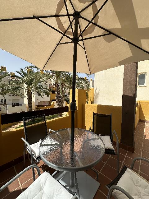 Imagen 29 Inmueble 305428 - Apartamento en venta en Vera / En la urbanización rodeada de jardines y piscina.