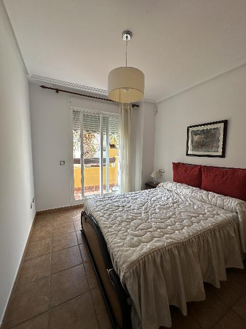 Imagen 24 Inmueble 305428 - Apartamento en venta en Vera / En la urbanización rodeada de jardines y piscina.