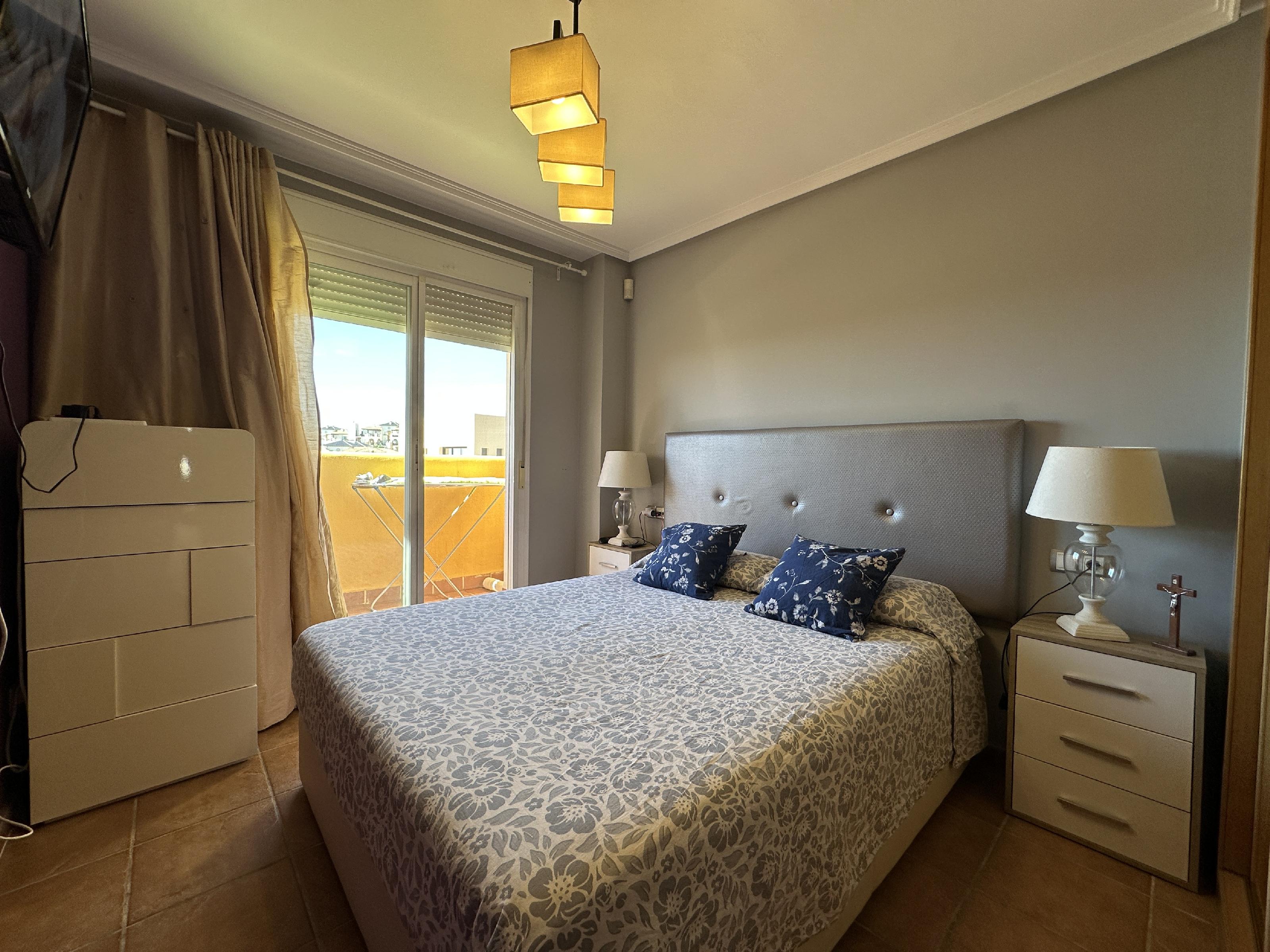 Imagen 21 Apartamento en venta en Vera / En Lomas del Mar V, rodeado de jardines y piscinas.
