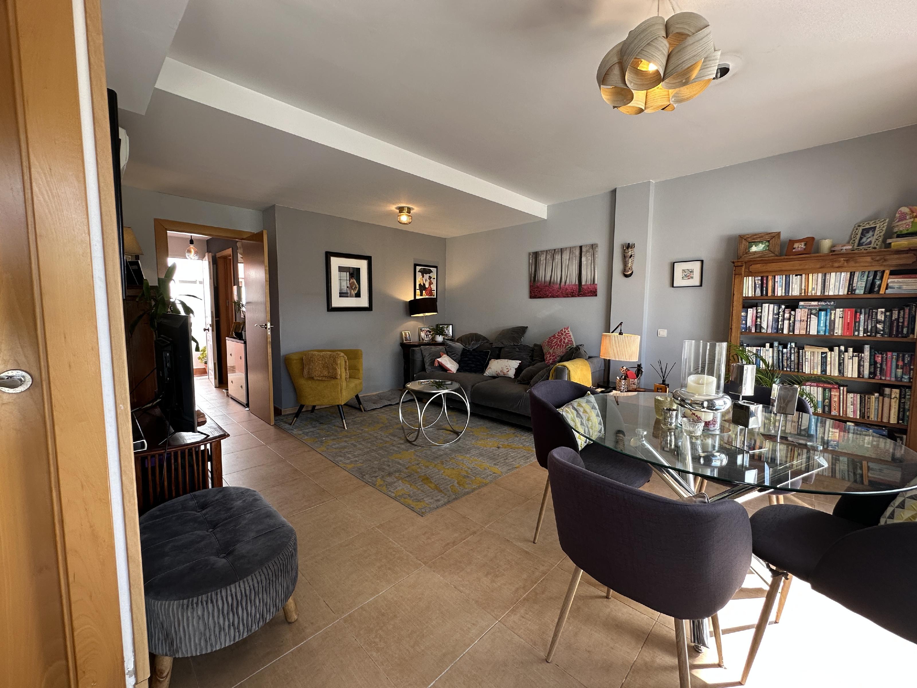 Imagen 4 Casa Adosada en venta en Vera / En urbanización Coto de Vera al lado del Mercadona.