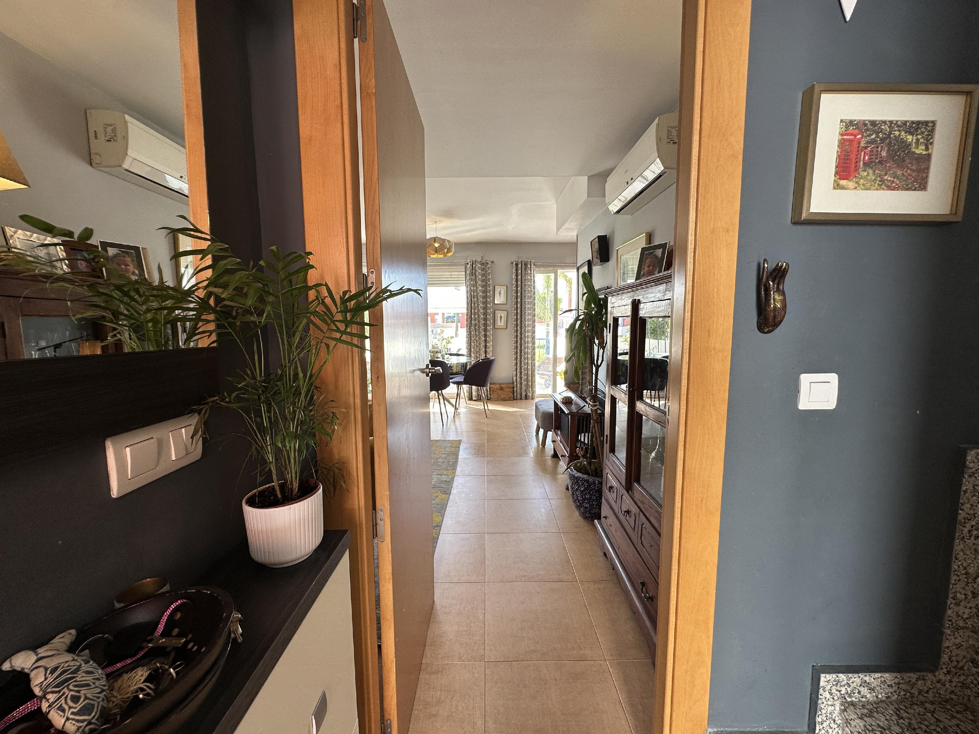 Imagen 8 Casa Adosada en venta en Vera / En urbanización Coto de Vera al lado del Mercadona.