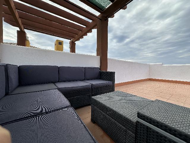 Imagen 2 Inmueble 306508 - Ático en alquiler en Vera / En la urbanización Lomas del Mar V, con piscinas.