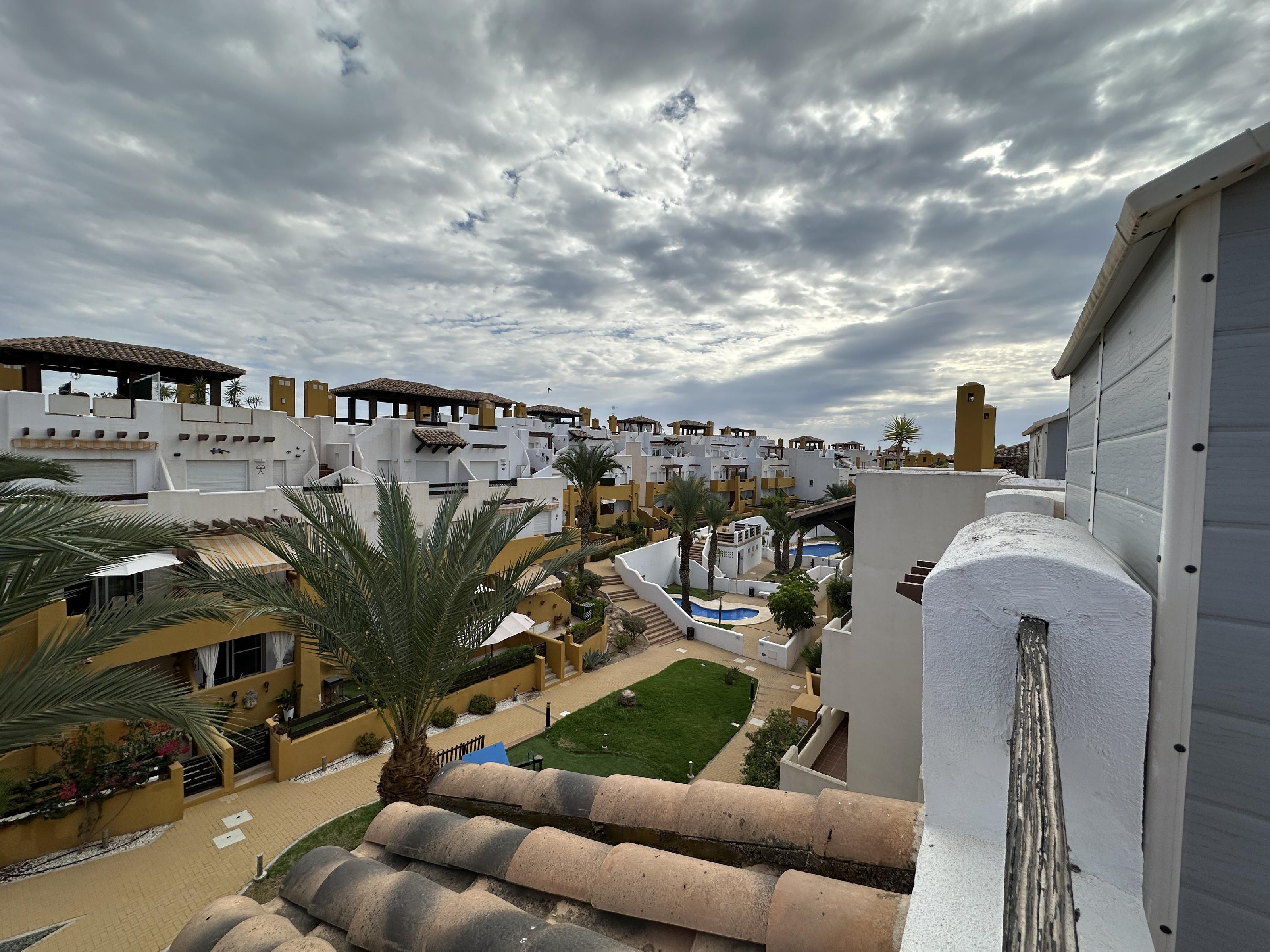 Imagen 6 Ático en alquiler en Vera / En la urbanización Lomas del Mar V, con piscinas.