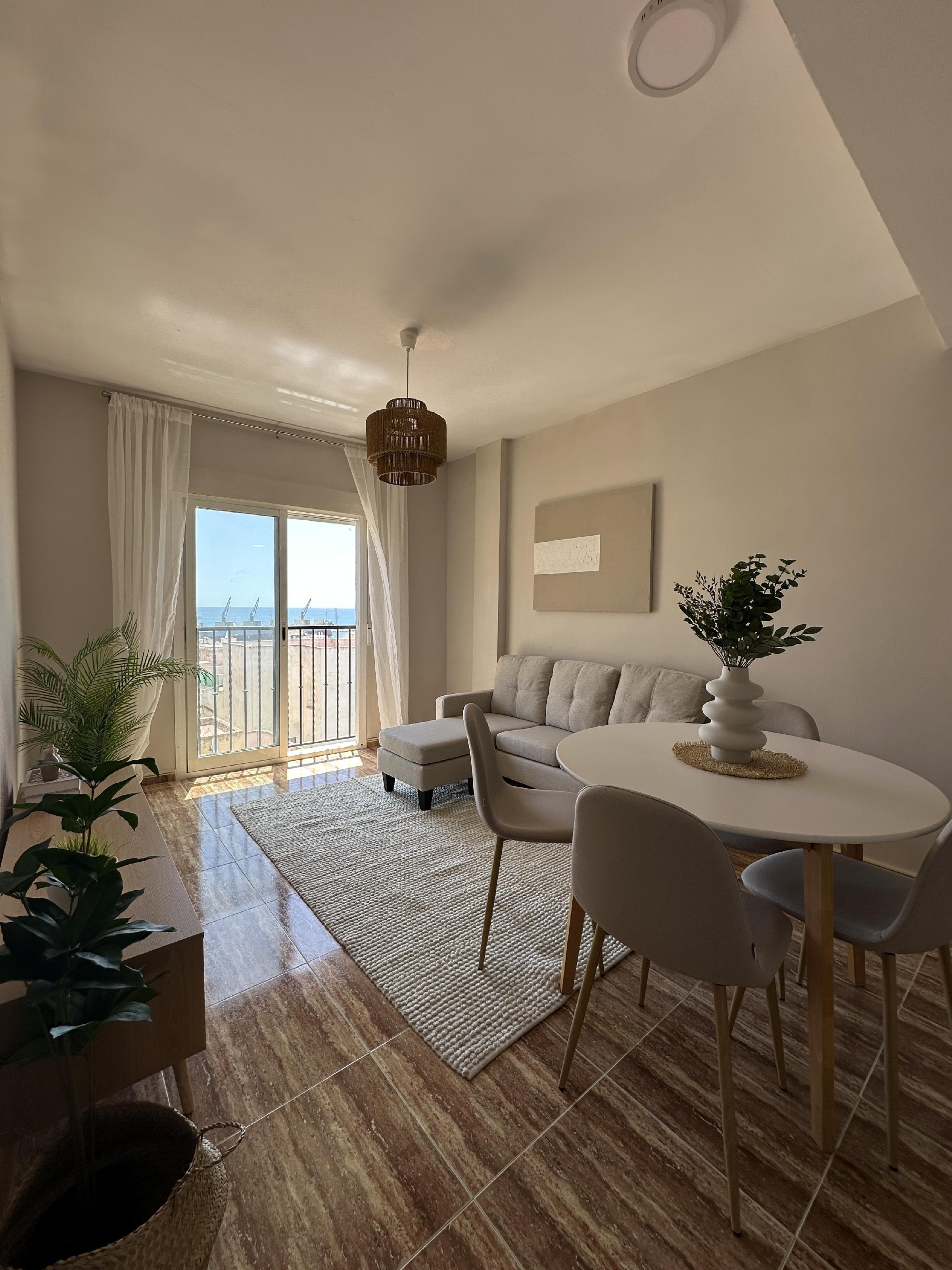 Imagen 1 Apartamento en venta en Garrucha / Promoción obra nueva en el centro de Garrucha.