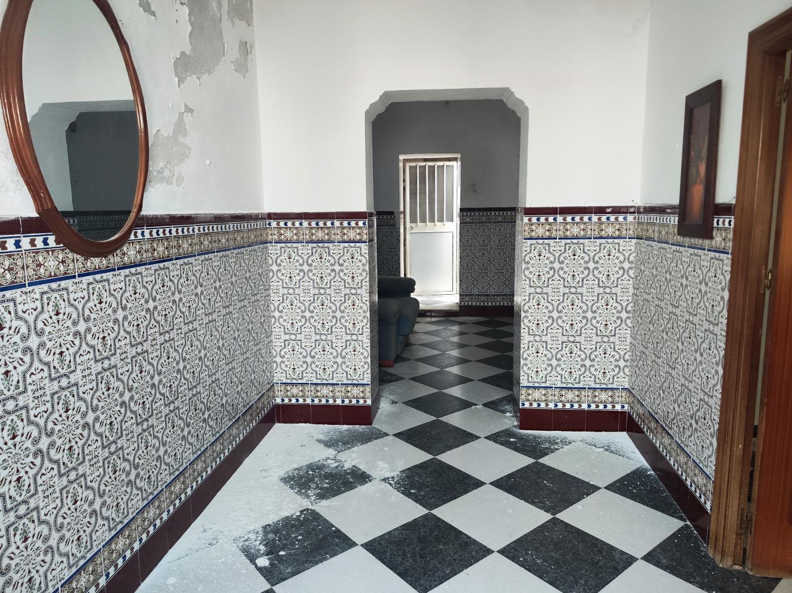 Imagen 1 Casa en venta en Ayamonte / Junto estación de autobuses, instituto y guardia civil