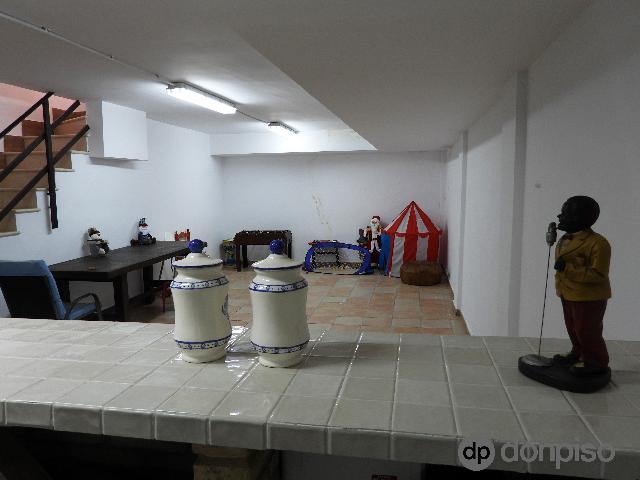 Imagen 8 Inmueble 303497 - Casa Aislada en venta en Ayamonte / Junto a la estación de autobuses, centro a 5 minutos.