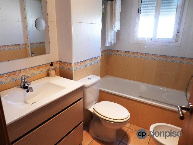 Imagen 17 Inmueble 303497 - Casa Aislada en venta en Ayamonte / Junto a la estación de autobuses, centro a 5 minutos.