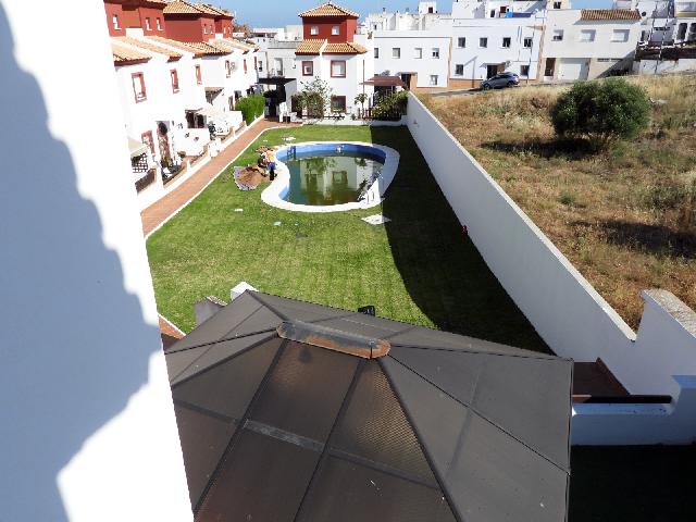 Imagen 4 Inmueble 303497 - Casa Aislada en venta en Ayamonte / Junto a la estación de autobuses, centro a 5 minutos.