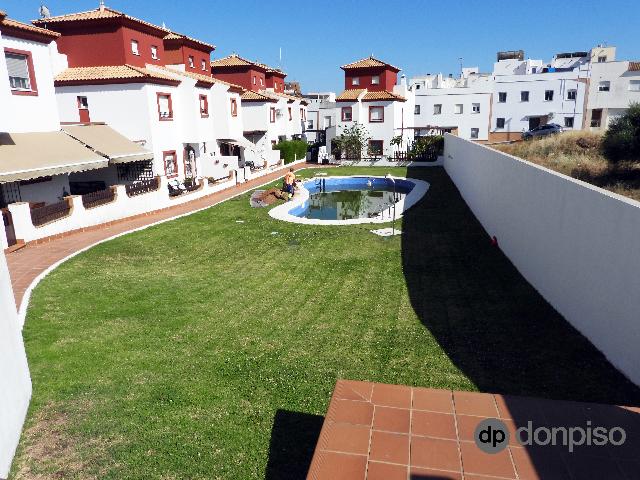 Imagen 27 Inmueble 303497 - Casa Aislada en venta en Ayamonte / Junto a la estación de autobuses, centro a 5 minutos.