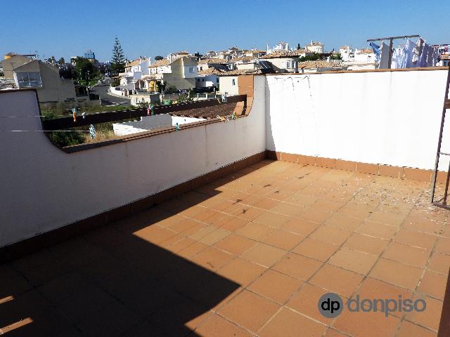Imagen 35 Inmueble 303497 - Casa Aislada en venta en Ayamonte / Junto a la estación de autobuses, centro a 5 minutos.