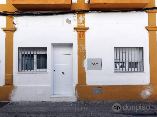 Imagen 4 Inmueble 303498 - Planta Baja en venta en Ayamonte / Junto al centro, a 2 minutos del ayuntamiento.