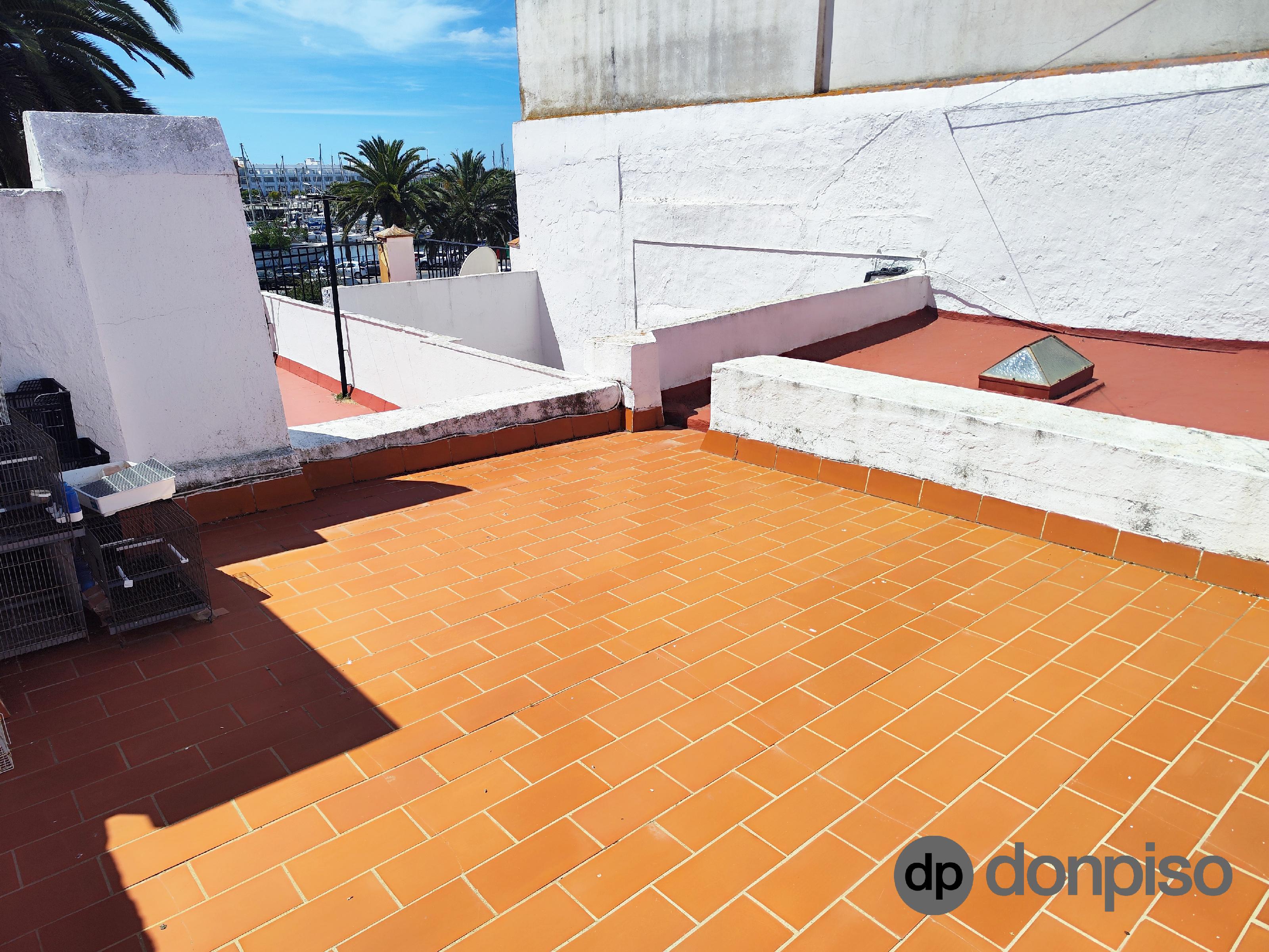 Imagen 4 Casa en venta en Ayamonte / Junto al paseo de la Ribera y a 5 min del ayuntamiento