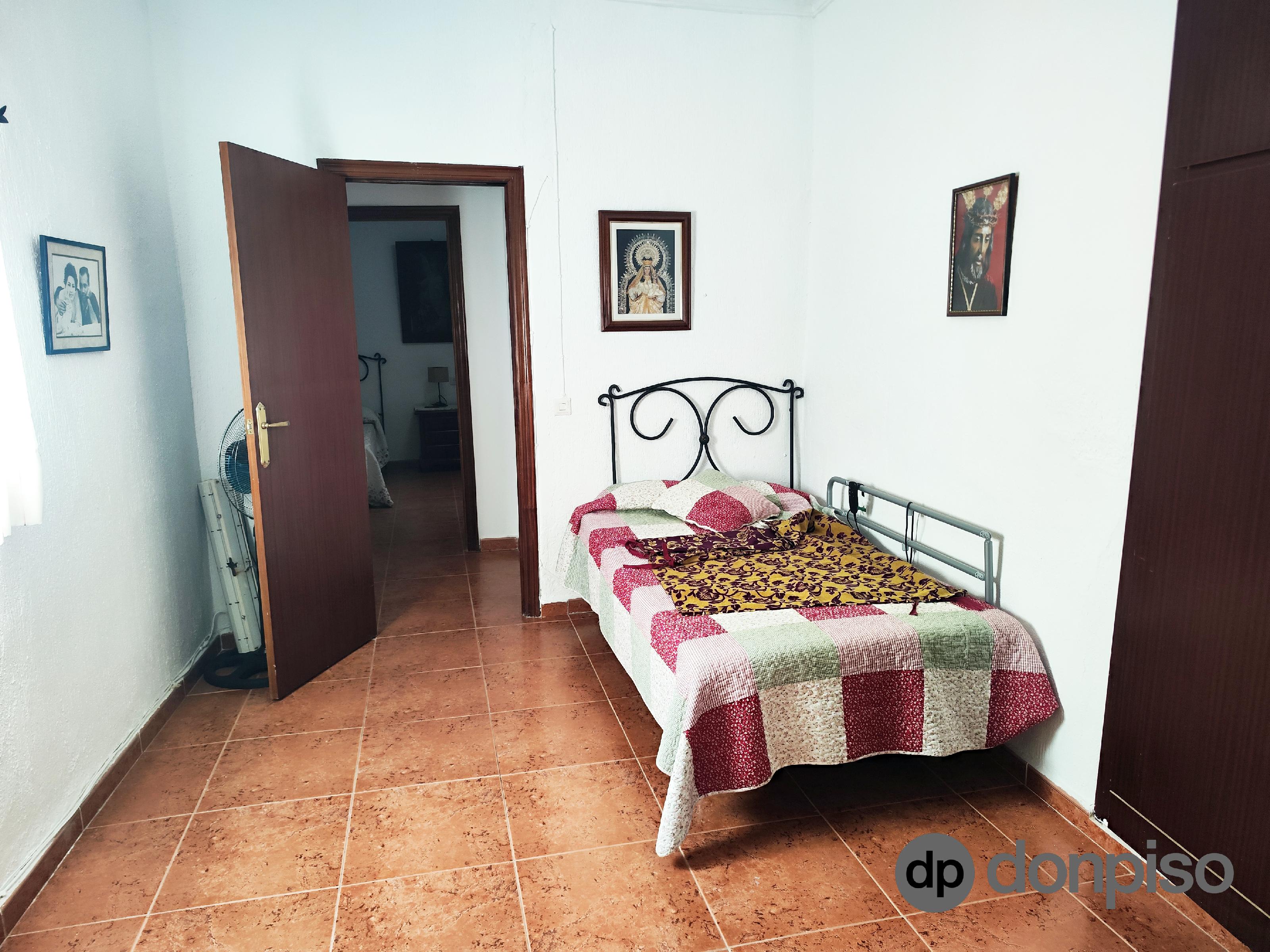 Imagen 18 Casa en venta en Ayamonte / Junto al paseo de la Ribera y a 5 min del ayuntamiento