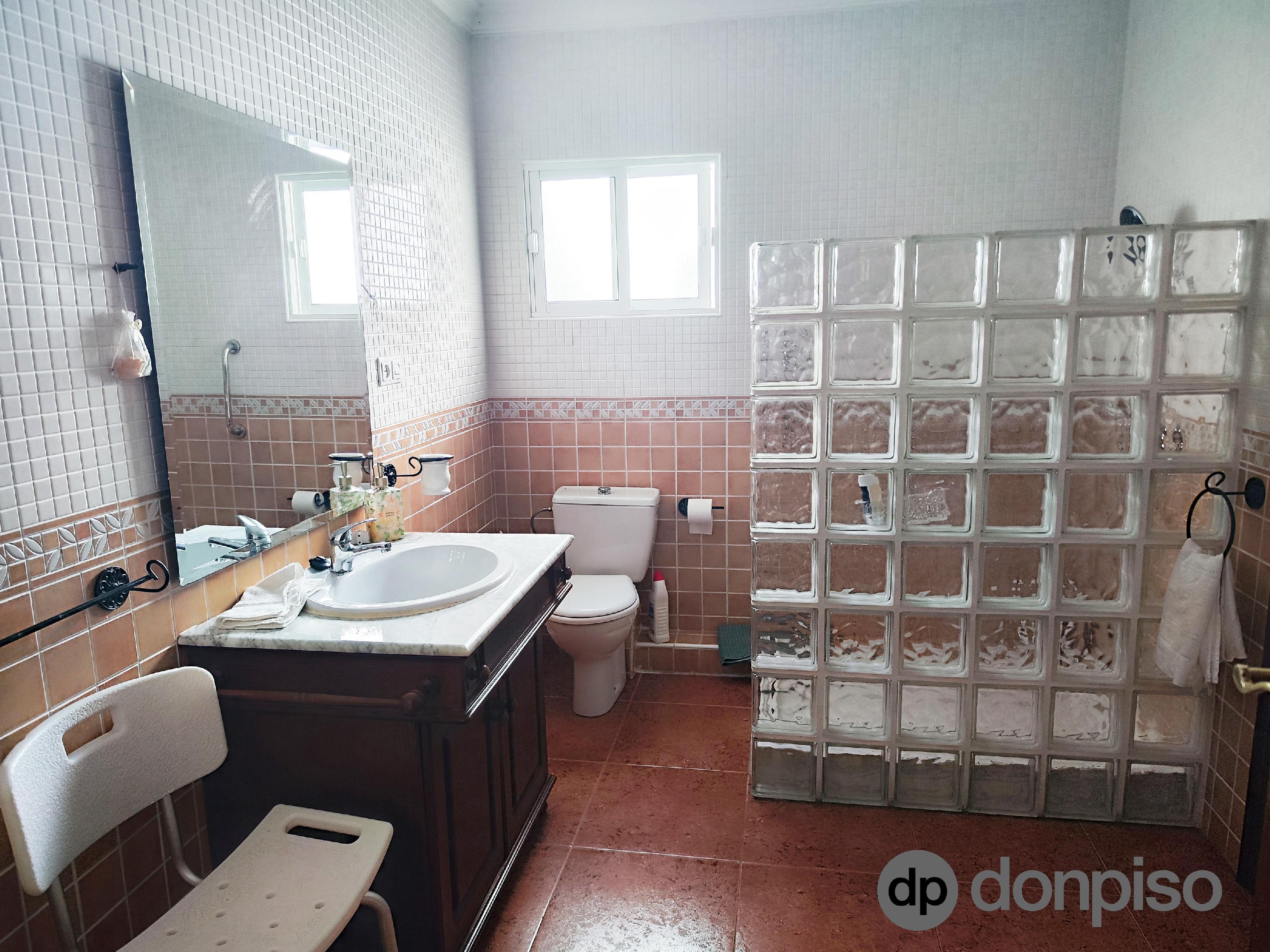 Imagen 33 Casa en venta en Ayamonte / Junto al paseo de la Ribera y a 5 min del ayuntamiento