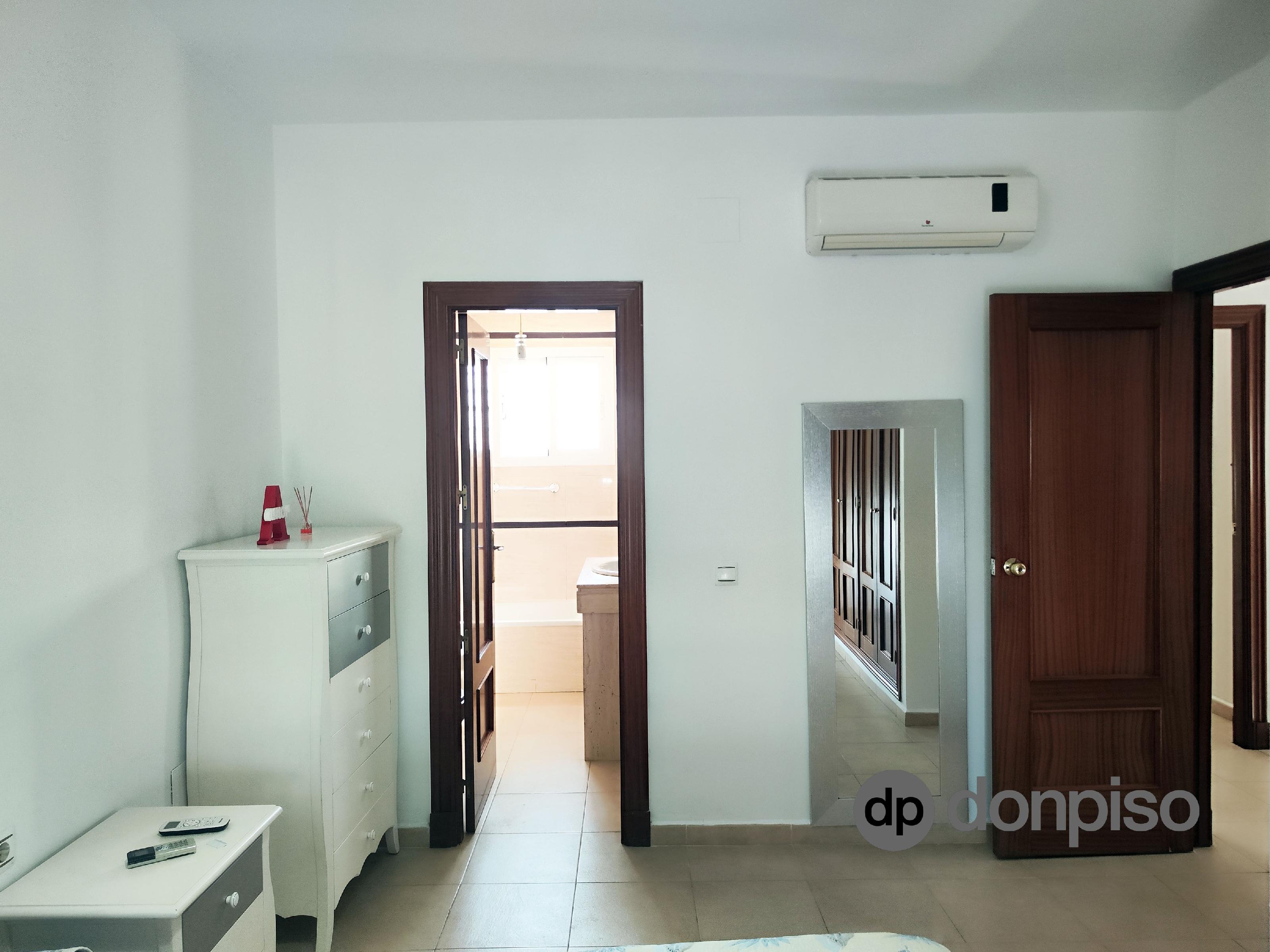 Imagen 9 Casa Pareada en venta en Ayamonte / Junto al supermercado Lidl y a 2 min. cuartel G.C.