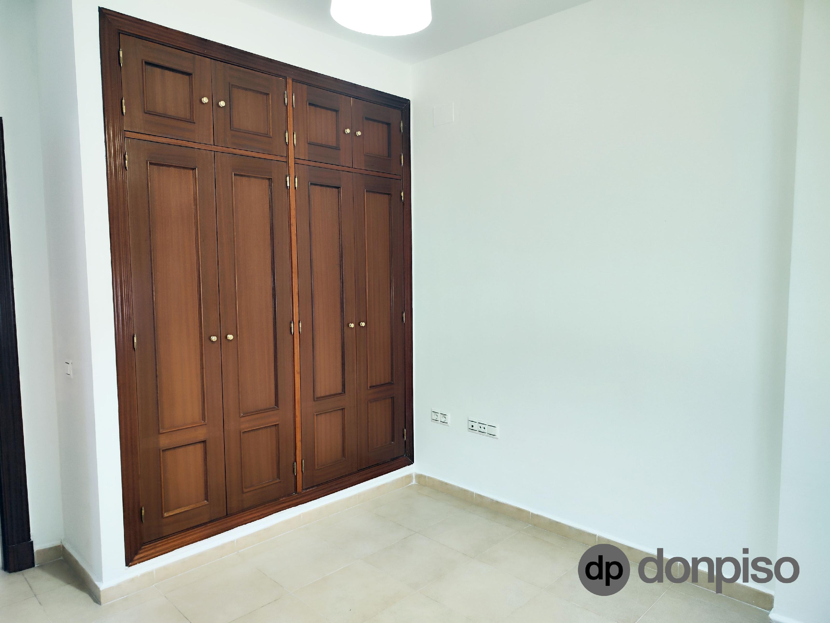 Imagen 12 Casa Pareada en venta en Ayamonte / Junto al supermercado Lidl y a 2 min. cuartel G.C.
