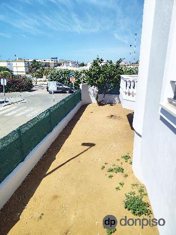 Imagen 16 Inmueble 303885 - Casa Pareada en venta en Ayamonte / Junto al supermercado Lidl y a 2 min. cuartel G.C.