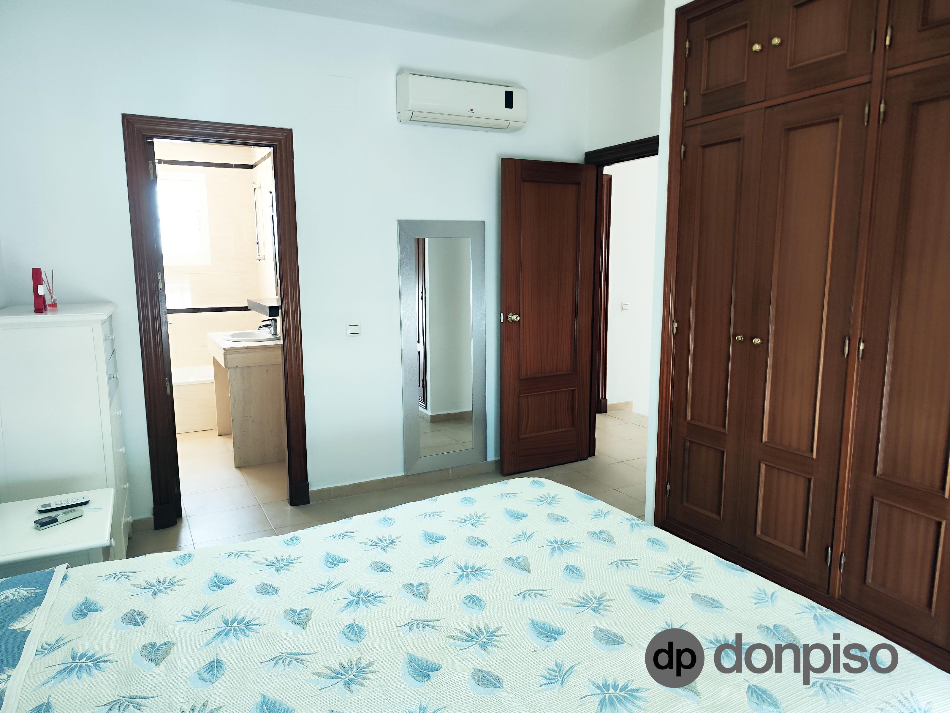 Imagen 17 Casa Pareada en venta en Ayamonte / Junto al supermercado Lidl y a 2 min. cuartel G.C.