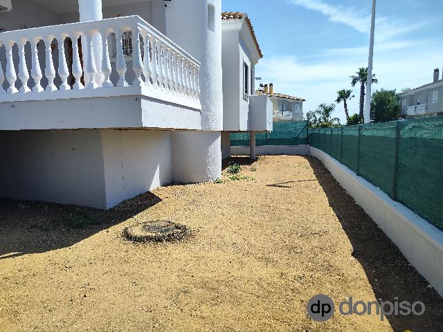 Imagen 31 Inmueble 303885 - Casa Pareada en venta en Ayamonte / Junto al supermercado Lidl y a 2 min. cuartel G.C.