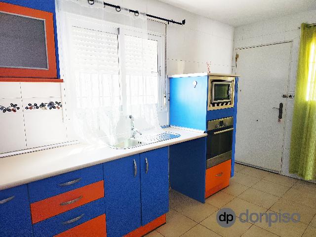 Imagen 32 Inmueble 303885 - Casa Pareada en venta en Ayamonte / Junto al supermercado Lidl y a 2 min. cuartel G.C.