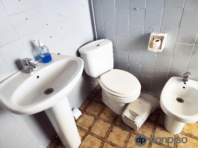 Imagen 28 Inmueble 303942 - Casa Adosada en venta en Ayamonte / En el barrio del Arrecife, a 5 minutos de la laguna.