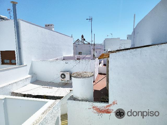 Imagen 7 Inmueble 304290 - Casa Adosada en venta en Ayamonte / En el centro, frente a la iglesia de las Angustias.