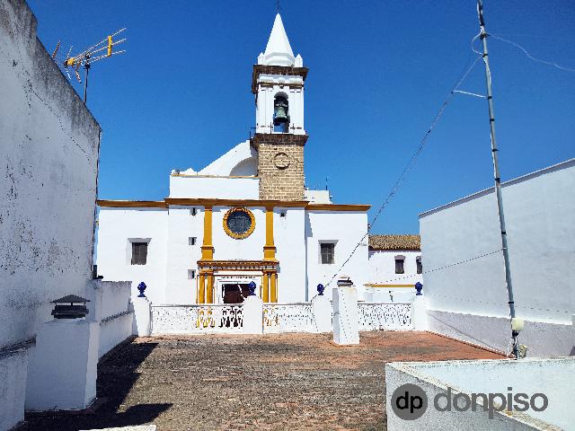 Imagen 21 Inmueble 304290 - Casa Adosada en venta en Ayamonte / En el centro, frente a la iglesia de las Angustias.