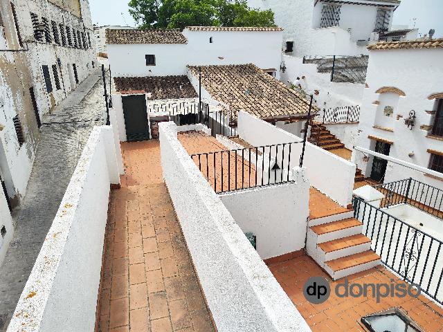 Imagen 3 Inmueble 304829 - Casa Adosada en venta en Ayamonte / En el barrio de la Villa, junto a la casa cuna.