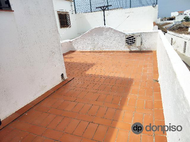Imagen 5 Inmueble 304829 - Casa Adosada en venta en Ayamonte / En el barrio de la Villa, junto a la casa cuna.
