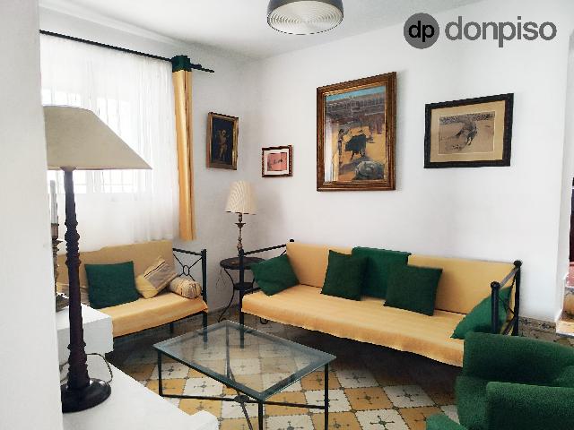 Imagen 37 Inmueble 304829 - Casa Adosada en venta en Ayamonte / En el barrio de la Villa, junto a la casa cuna.