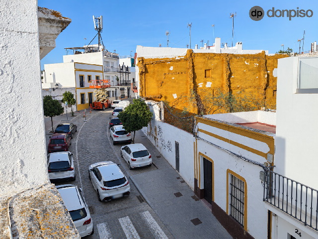 Imagen 11 Inmueble 306099 - Casa Adosada en venta en Ayamonte / Junto a la Plaza de la Laguna.