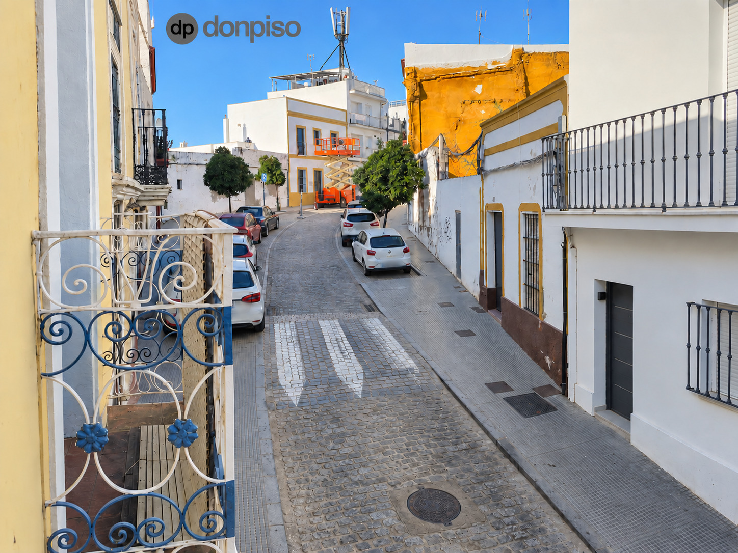 Imagen 12 Casa Adosada en venta en Ayamonte / Junto a la Plaza de la Laguna.