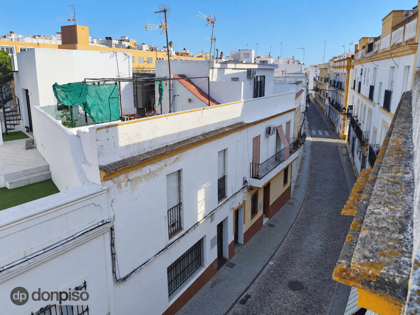 Imagen 31 Casa Adosada en venta en Ayamonte / Junto a la Plaza de la Laguna.