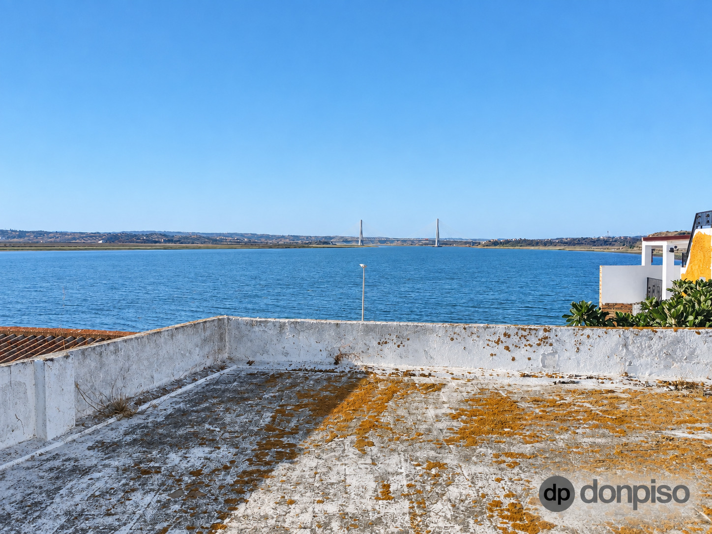 Imagen 33 Casa Adosada en venta en Ayamonte / Junto a la Plaza de la Laguna.
