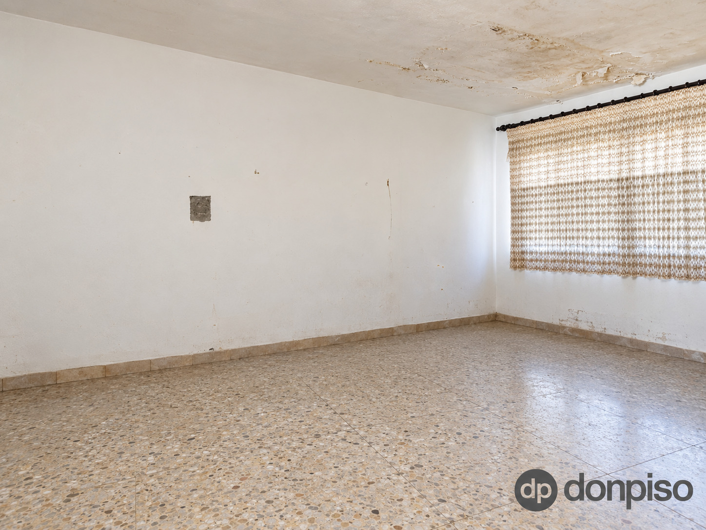 Imagen 6 Casa Adosada en venta en Ayamonte / Junto a la Iglesia del Salvador en la Villa.