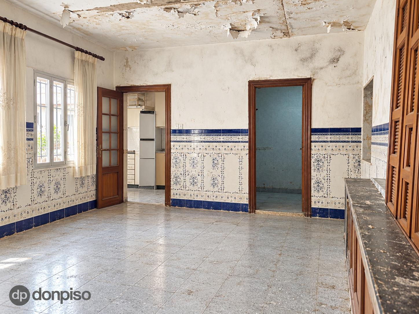 Imagen 11 Casa Adosada en venta en Ayamonte / Junto a la Iglesia del Salvador en la Villa.