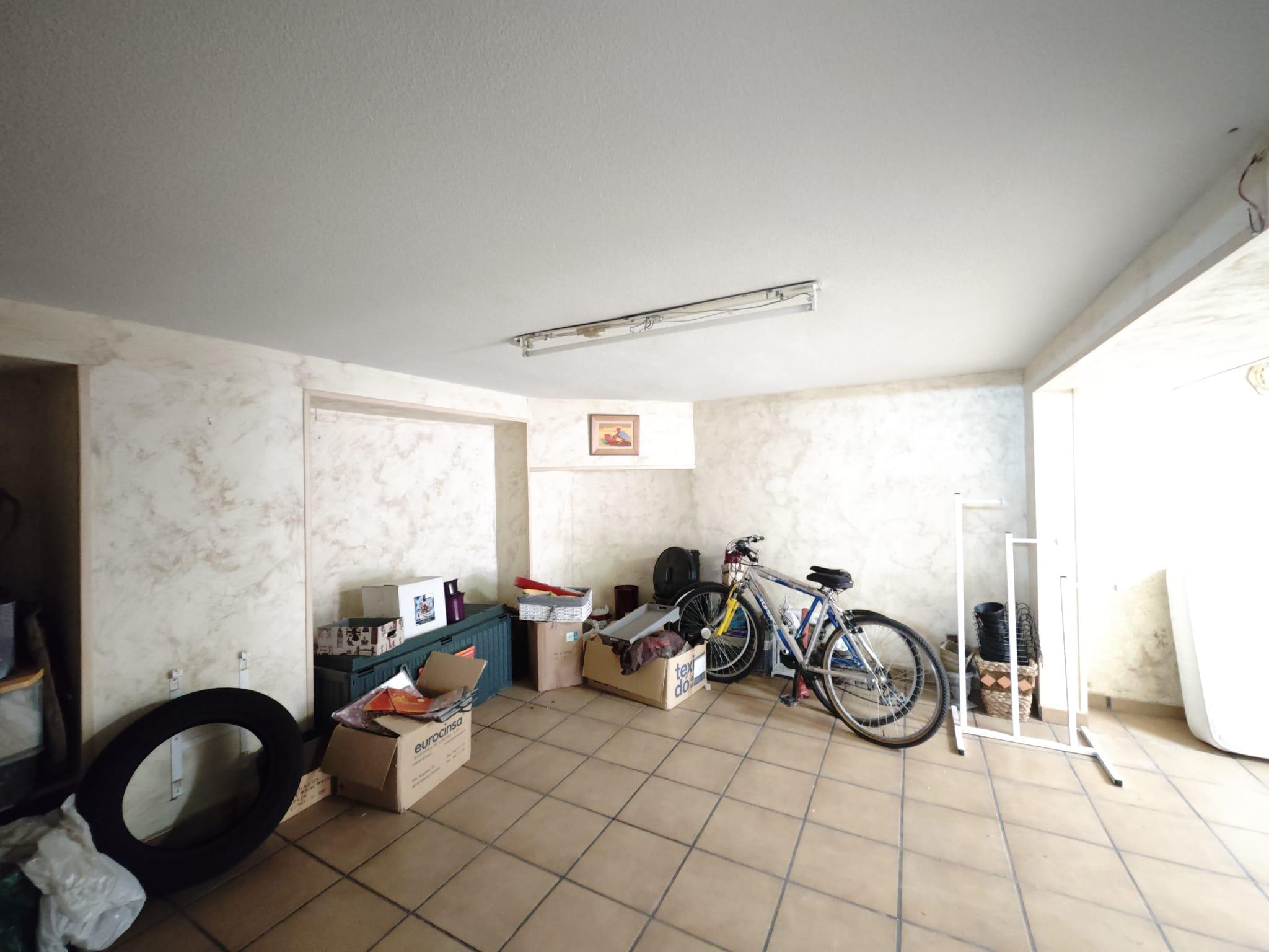 Imagen 4 Local Comercial en venta en Madrid / Centrico local en el corazon de Villa de Vallecas Imagen 4 Local Comercial en venta en Madrid / Centrico local en el corazon de Villa de Vallecas